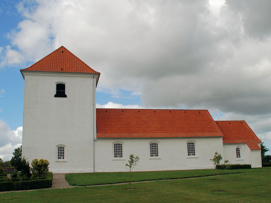 Grum Kirke, Frederikshavn Provsti