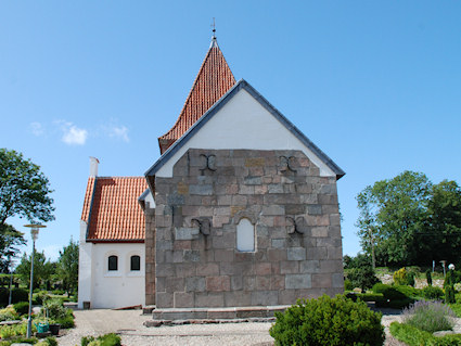 Hallund Kirke, Brnderslev Provsti