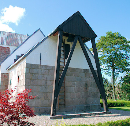 Hellum Kirke, Brnderslev Provsti