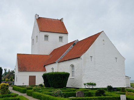 Endelave Kirke,  Horsens Provsti. All © copyright Jens Kinkel