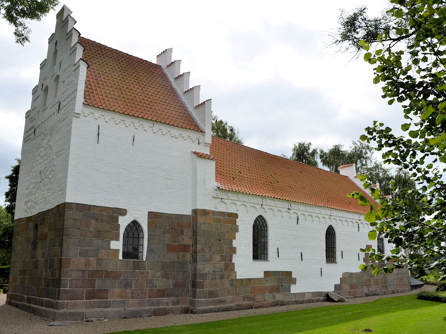 Ellested Kirke, Nyborg Provsti. All  copyright Jens Kinkel