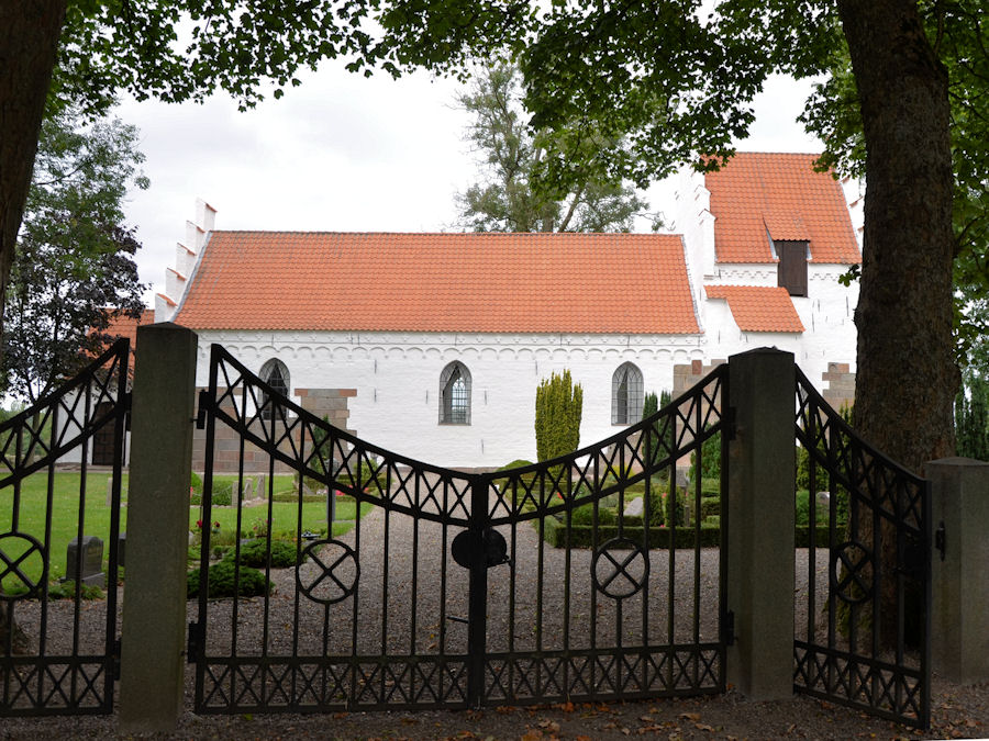 Ellested Kirke, Nyborg Provsti. All  copyright Jens Kinkel