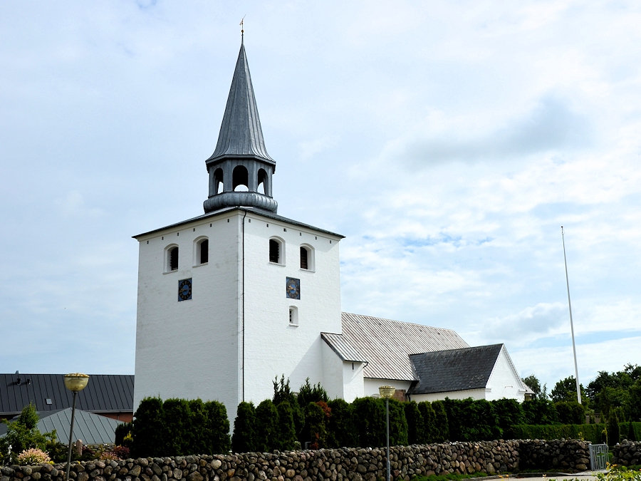 Hedensted Kirke,  Hedensted Provsti. All  copyright Jens Kinkel