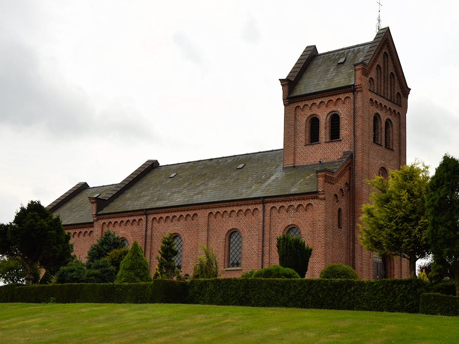 Langskov Kirke,  Hedensted Provsti. All  copyright Jens Kinkel