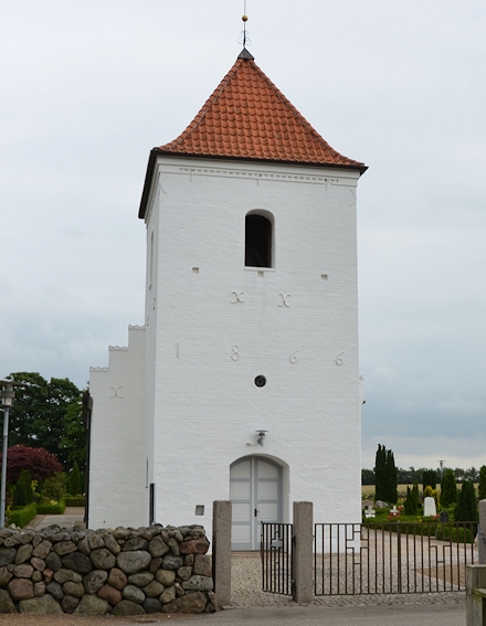 Linnerup Kirke,  Hedensted Provsti. All  copyright Jens Kinkel