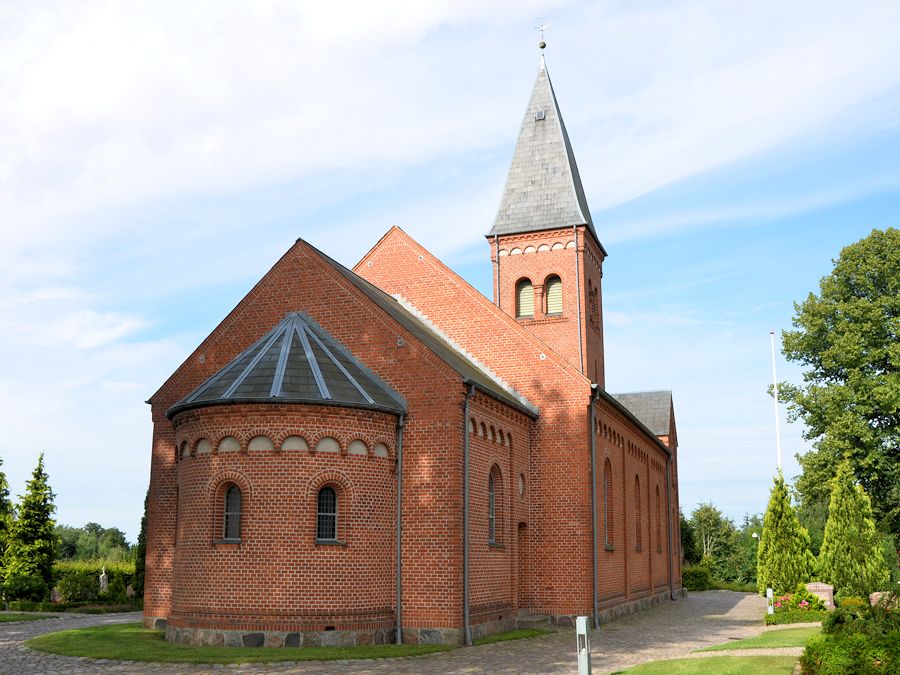 Bredballe Kirke,  Vejle Provsti. All  copyright Jens Kinkel