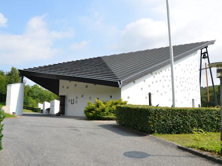 Grejsdal Kirke,  Vejle Provsti. All  copyright Jens Kinkel