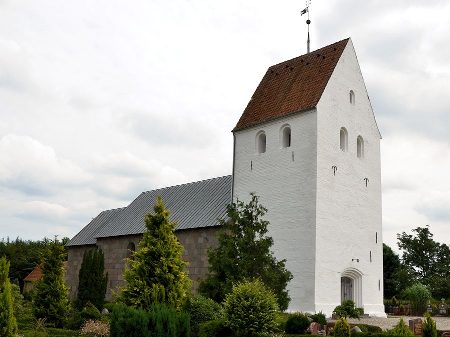 Skrup Kirke,  Vejle Provsti. All  copyright Jens Kinkel