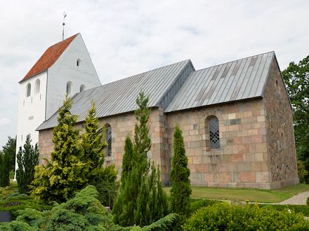 Skrup Kirke,  Vejle Provsti. All  copyright Jens Kinkel