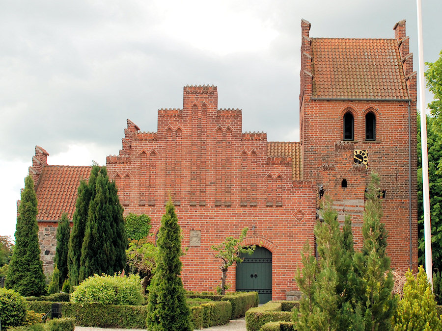 Ganlse Kirke, Frederikssund Provsti