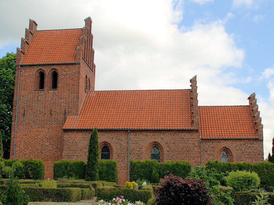 Ganlse Kirke, Frederikssund Provsti