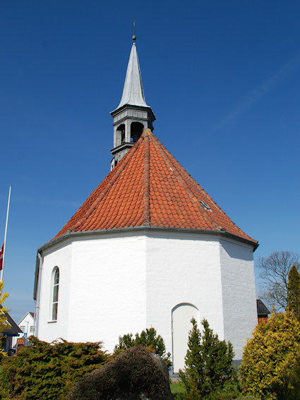 Gilleleje Kirke, Frederiksvrk Provsti. All  copyright Jens Kinkel