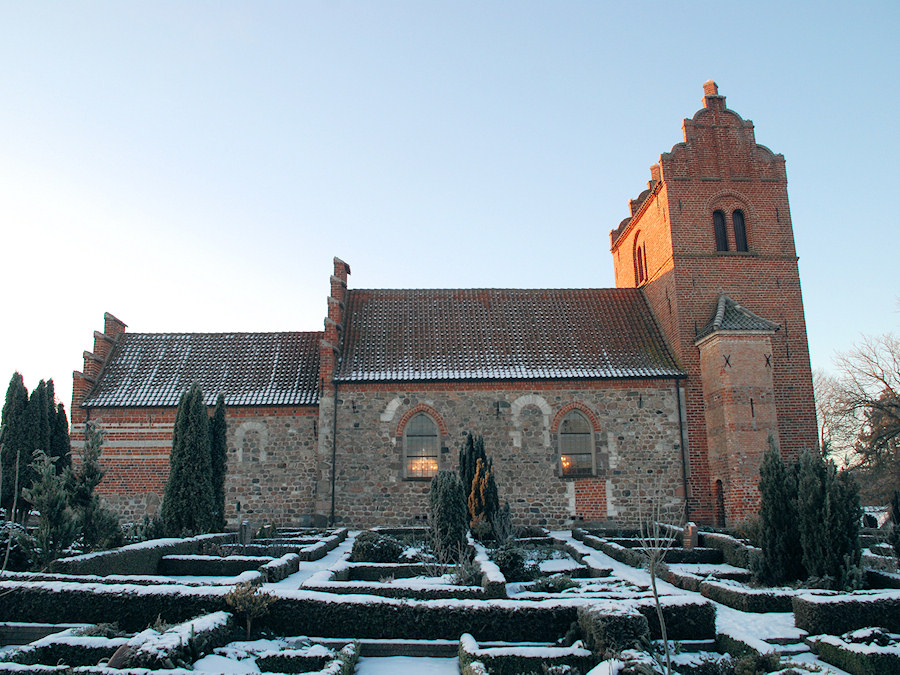 lsted Kirke, Frederiksvrk Provsti. All  copyright Jens Kinkel