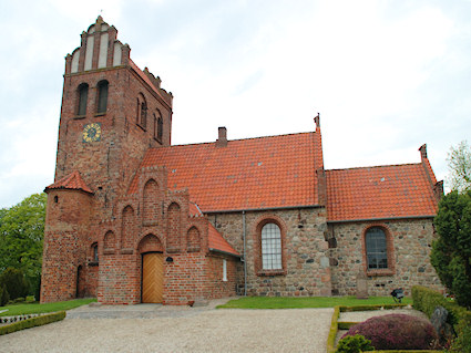 Skvinge Kirke, Hillerd Provsti. All  copyright Jens Kinkel