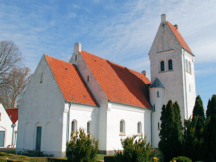 Villingerd Kirke, Frederiksvrk Provsti. All  copyright Jens Kinkel