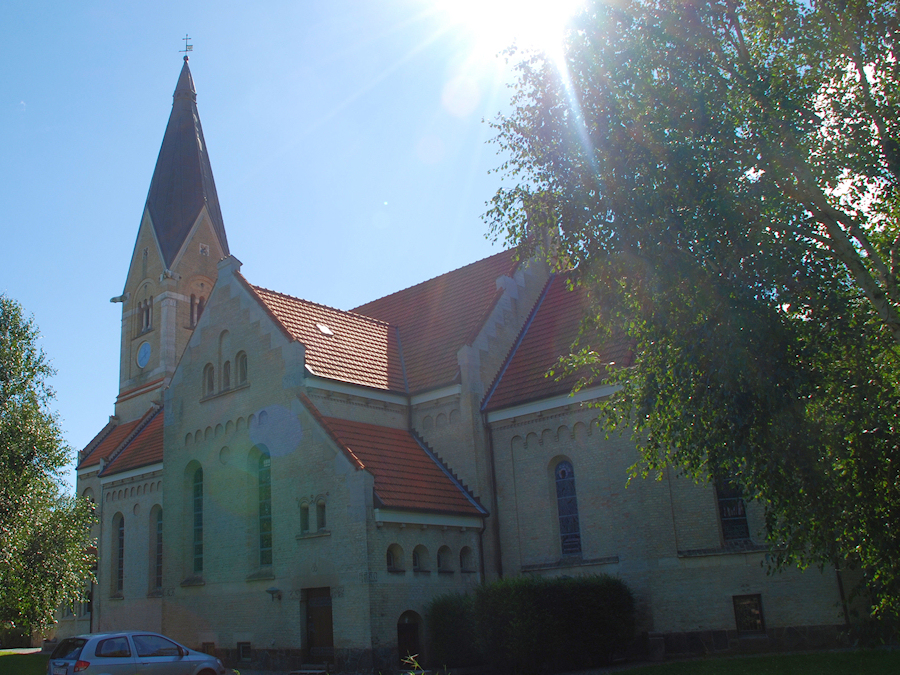 Hellerup Kirke, Gentofte Provsti. All  copyright Jens Kinkel