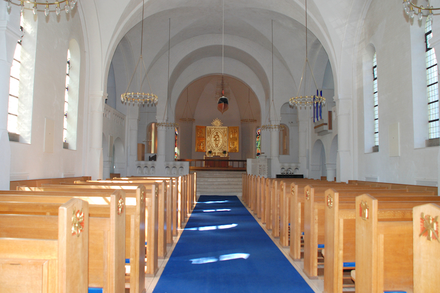 Hellerup Kirke, Gentofte Provsti. All  copyright Jens Kinkel