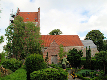 Kirke Vrlse Kirke. Ballerup - Vrlse Provsti. All  copyright Jens Kinkel