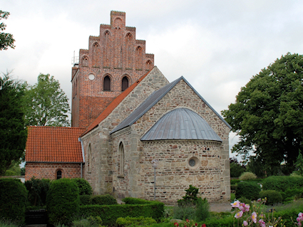 Kirke Vrlse Kirke. Ballerup - Vrlse Provsti. All  copyright Jens Kinkel