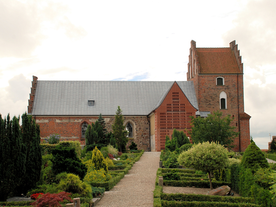 Smrum Kirke, Frederikssund Provsti. All  copyright Jens Kinkel