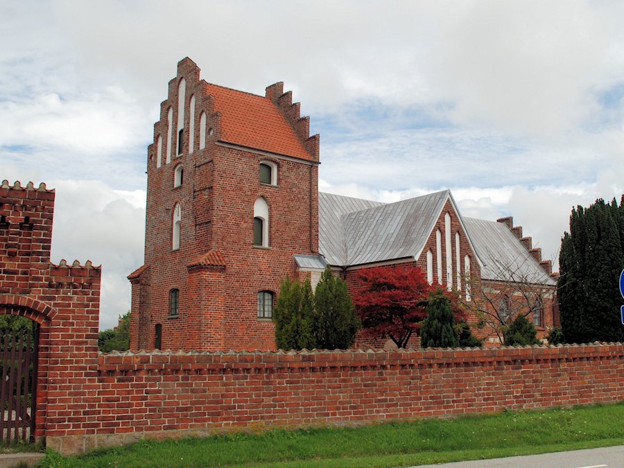 Smrum Kirke, Frederikssund Provsti. All  copyright Jens Kinkel