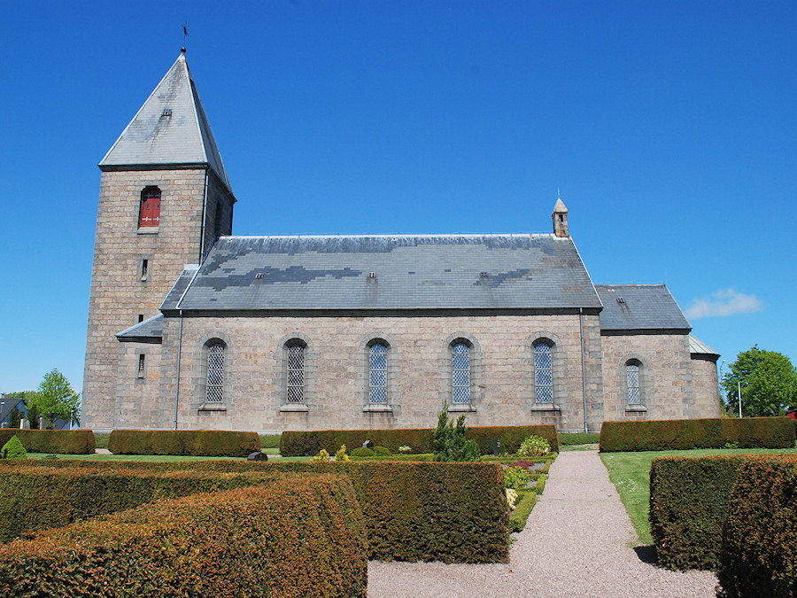 Vestermarie Kirke, All  copyright Jens Kinkel