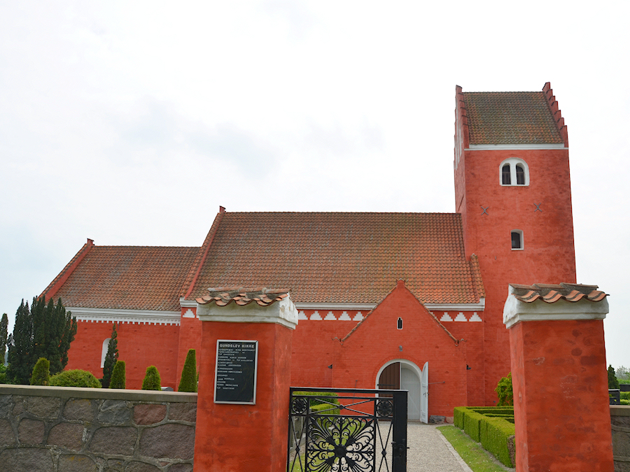 Gundslev Kirke, Falster Provsti. All  copyright Jens Kinkel