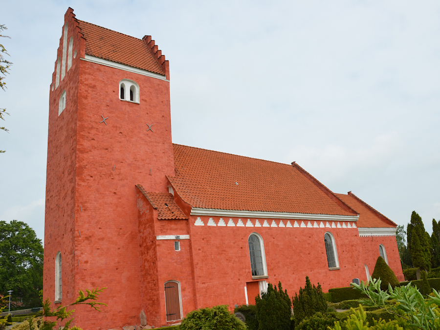 Gundslev Kirke, Falster Provsti. All  copyright Jens Kinkel