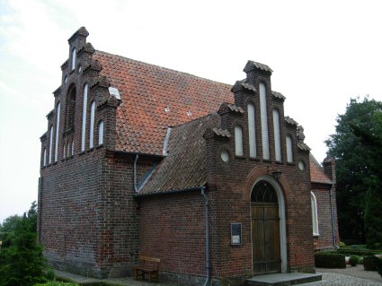 Nordlunde Kirke,  All  copyright Jens Kinkel