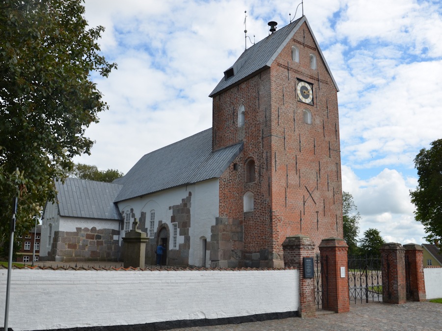 Hjer Kirke, Tnder Provsti. All  copyright Jens Kinkel