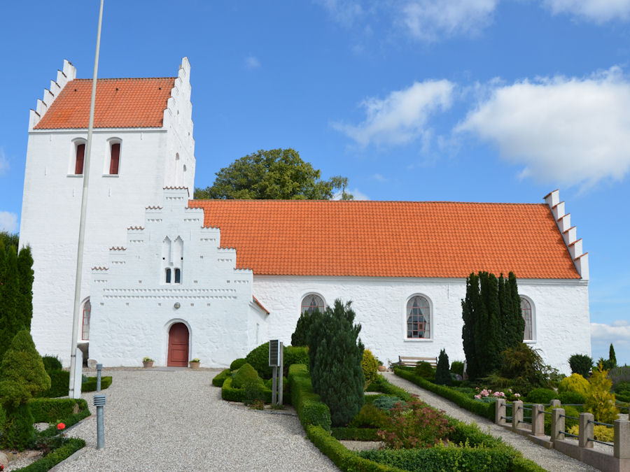 Skamstrup Kirke. Holbk Provsti. All  copyright Jens Kinkel