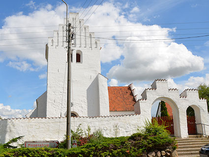 Snder Jernlse Kirke, Holbk Provsti. All  copyright Jens Kinkel