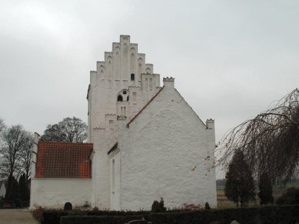 Tuse Kirke, Holbk Provsti