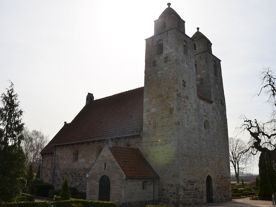 Tveje Merlse Kirke, Holbk Provsti. All  copyright Jens Kinkel