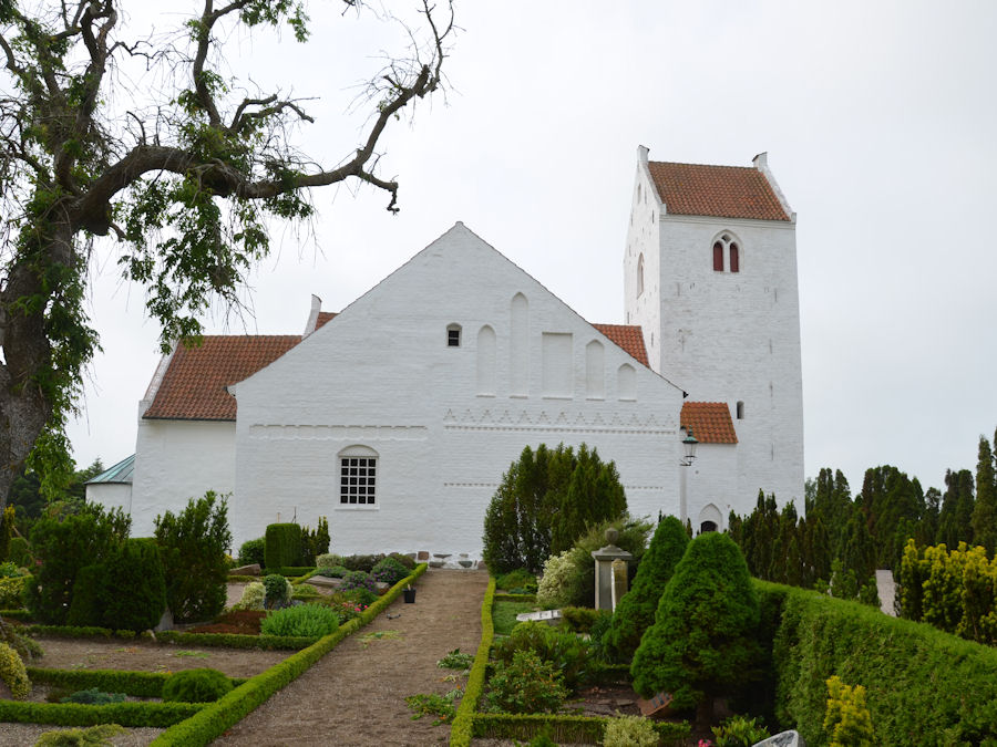 Finderup Kirke, Kalundborg Provsti. All  copyright Jens Kinkel