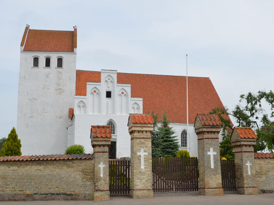 Kirke Helsinge Kirke, Kalundborg Provsti All  copyright Jens Kinkel