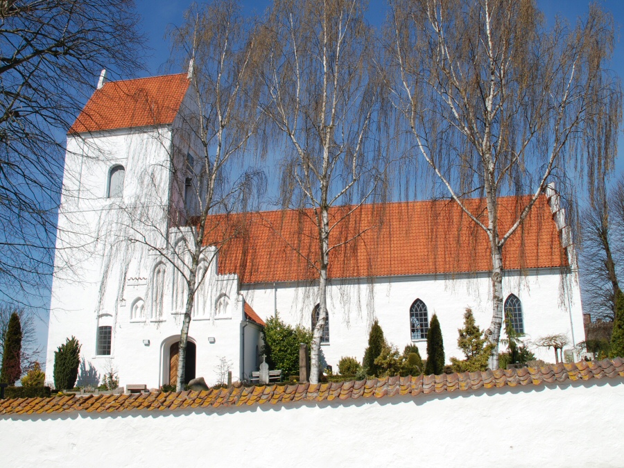 Hellested Kirke, Tryggevlde Provsti