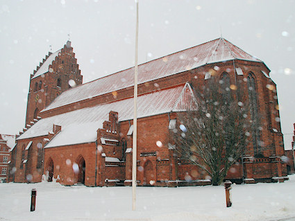 Sankt Peders Kirke, Nstved Provsti. All  copyright Jens Kinkel