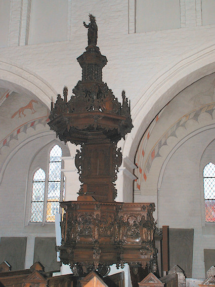 Sankt Peders Kirke, Nstved Provsti. All  copyright Jens Kinkel